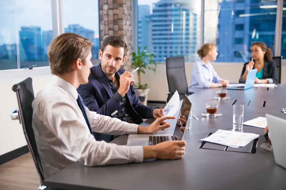 Holding gründen 2026: Steuervorteile einfach erklärt